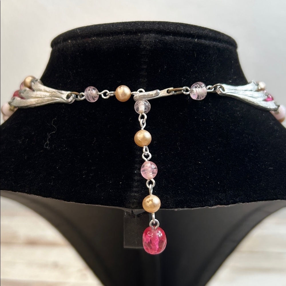 Vintage Japan Pink Glass and Champagne and Pink Faux Pearl Beaded Necklace - Picture 6 of 8